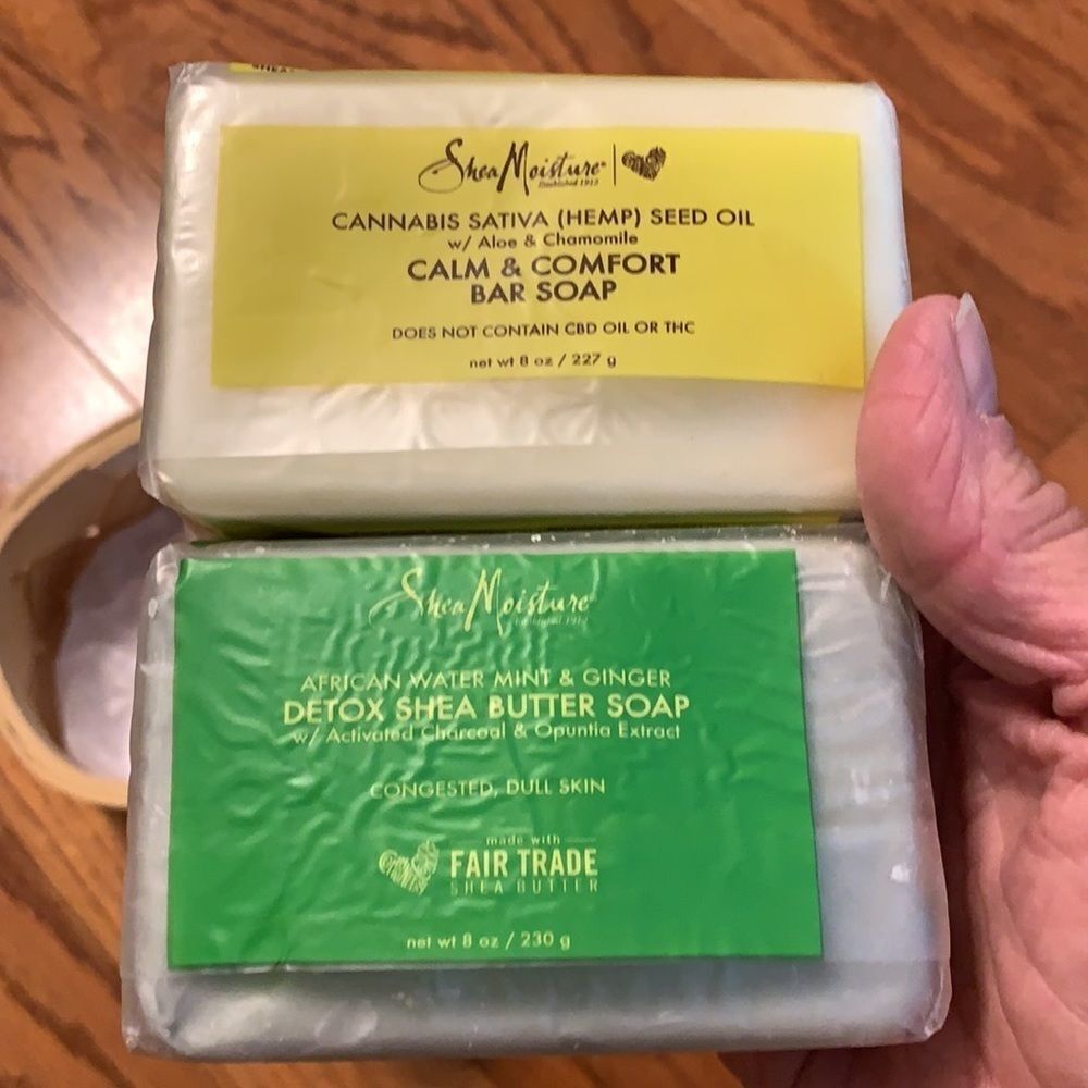 Gift Basket with soaps - Picture 5 of 5